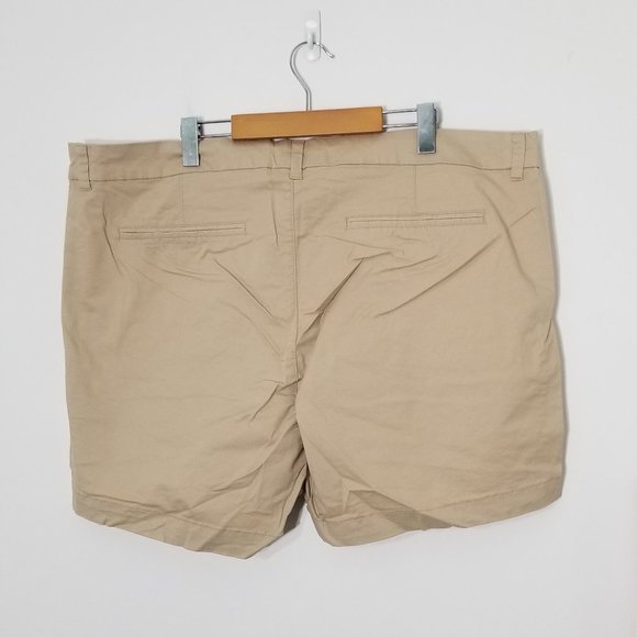 Old Navy NEW Khaki Tan Classic Everyday Cotton Blend Pockets Shorts Plus Size 20 - Picture 6 of 9